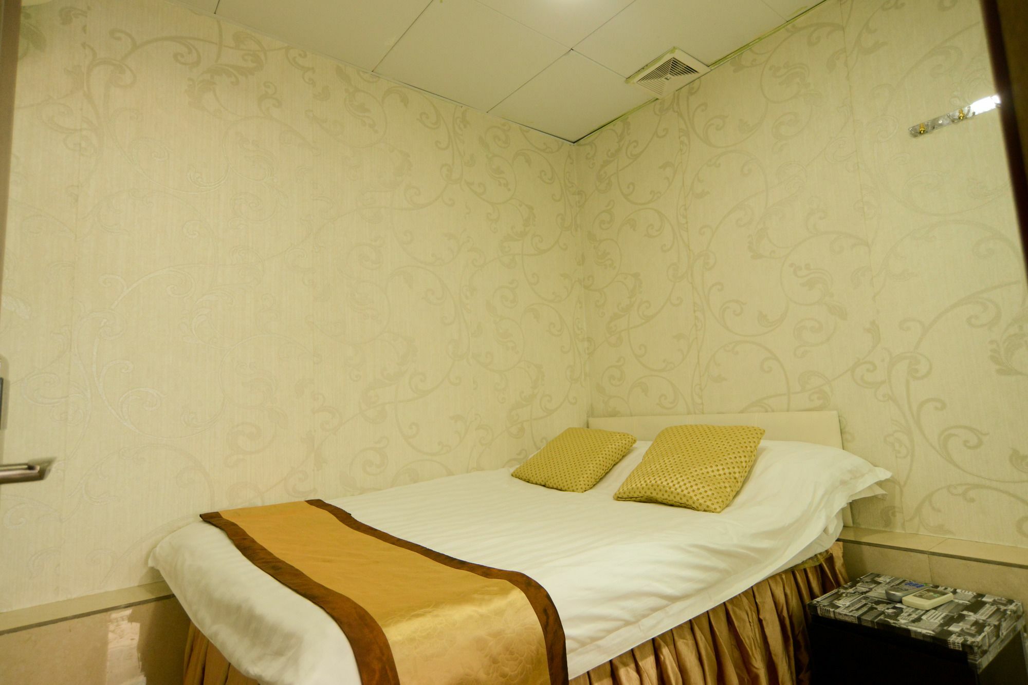 8 Days Boutique Hotel 카우룽 외부 사진