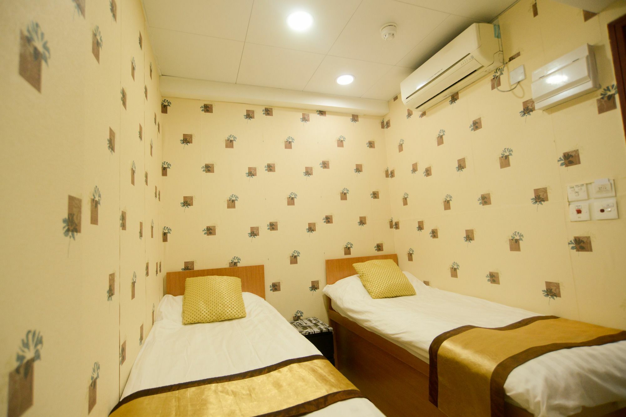 8 Days Boutique Hotel 카우룽 외부 사진