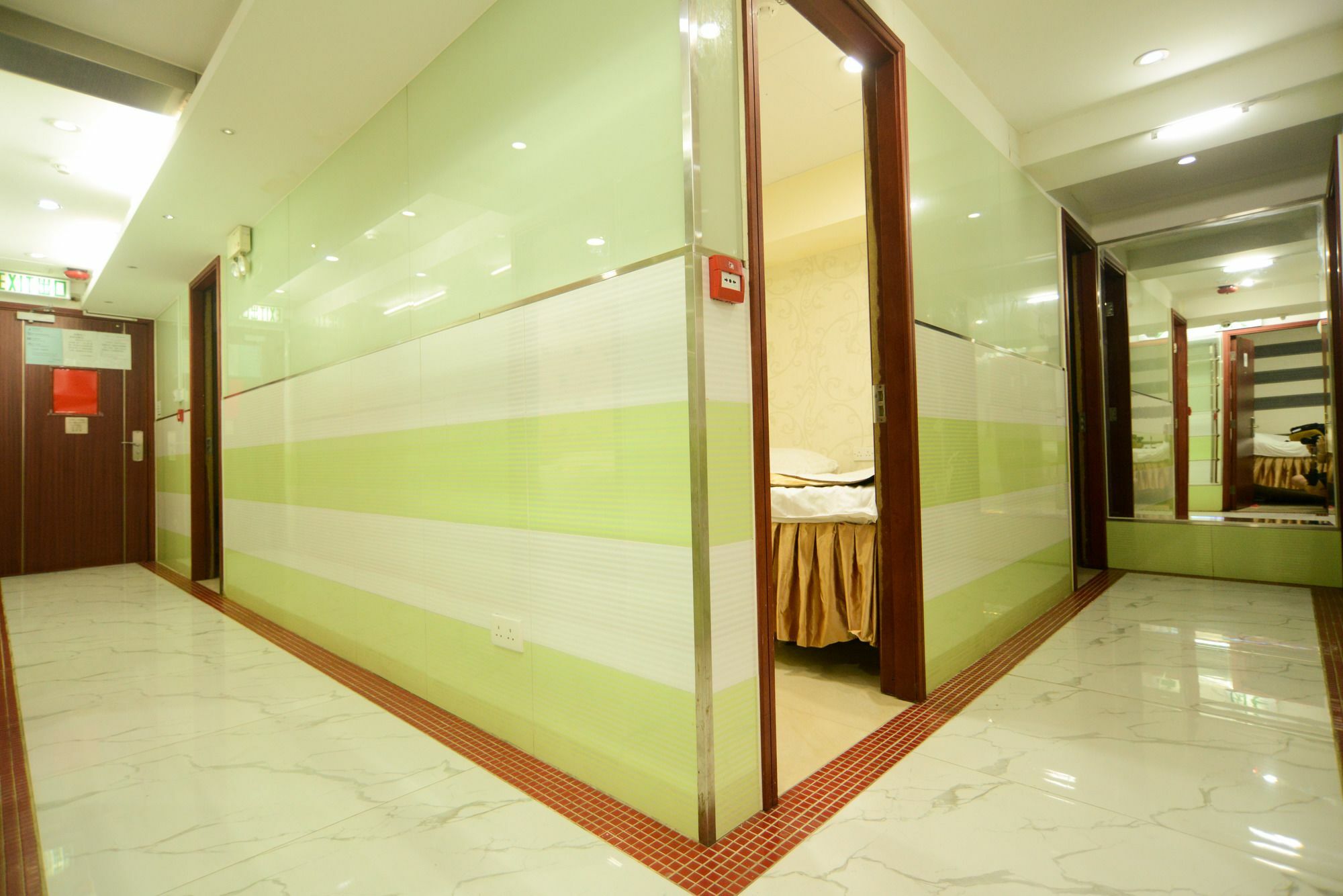 8 Days Boutique Hotel 카우룽 외부 사진