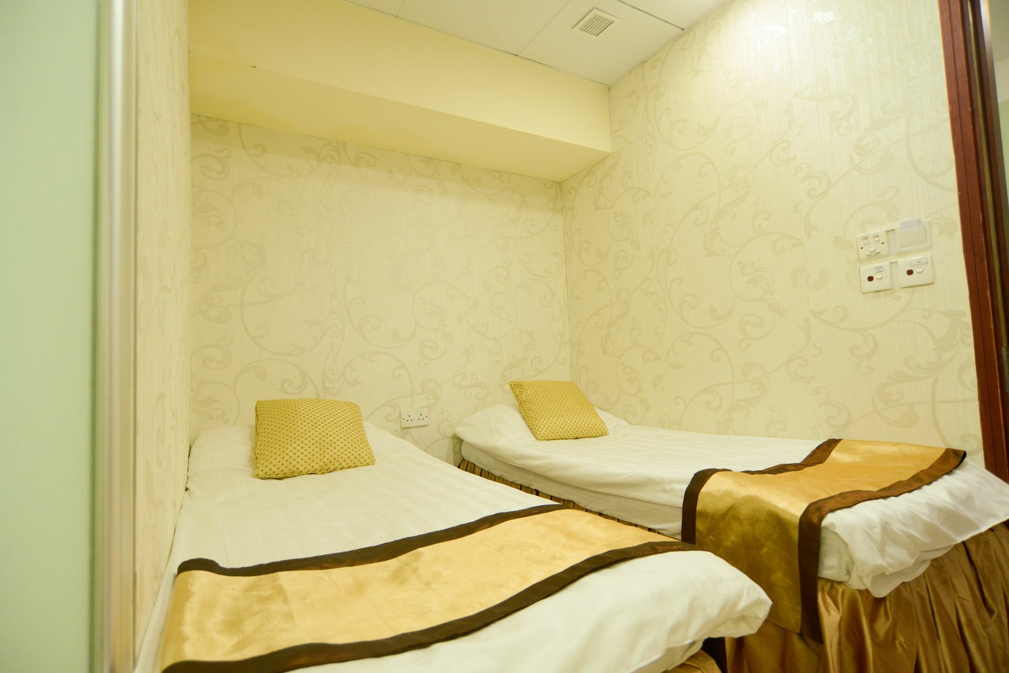 8 Days Boutique Hotel 카우룽 외부 사진
